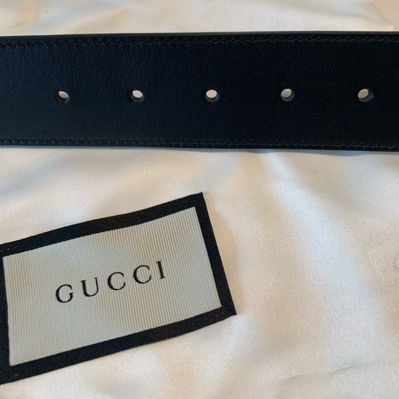 !!SOLD๐ฐ!! Gucci Leather belt Double G buckle. - Picture 8 of 12